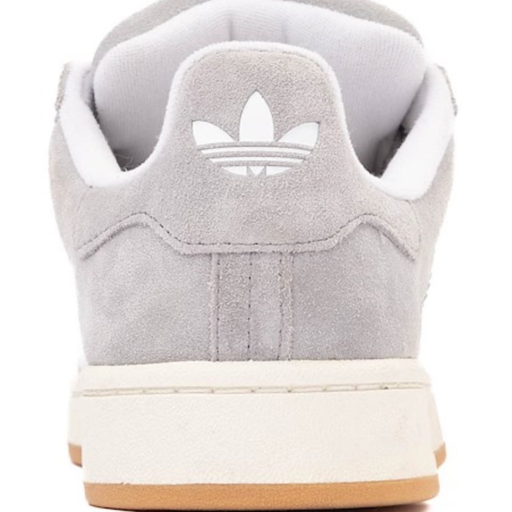 Grey Adidas Campus 00s - US size 6 1/2